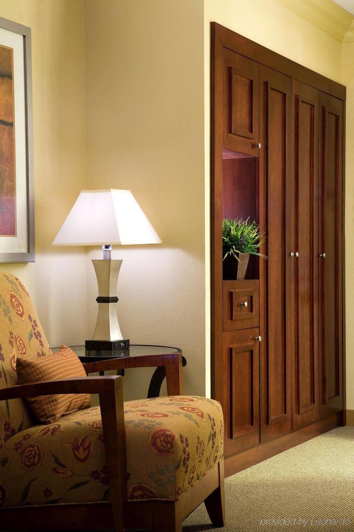 Doubletree By Hilton Princeton Room photo