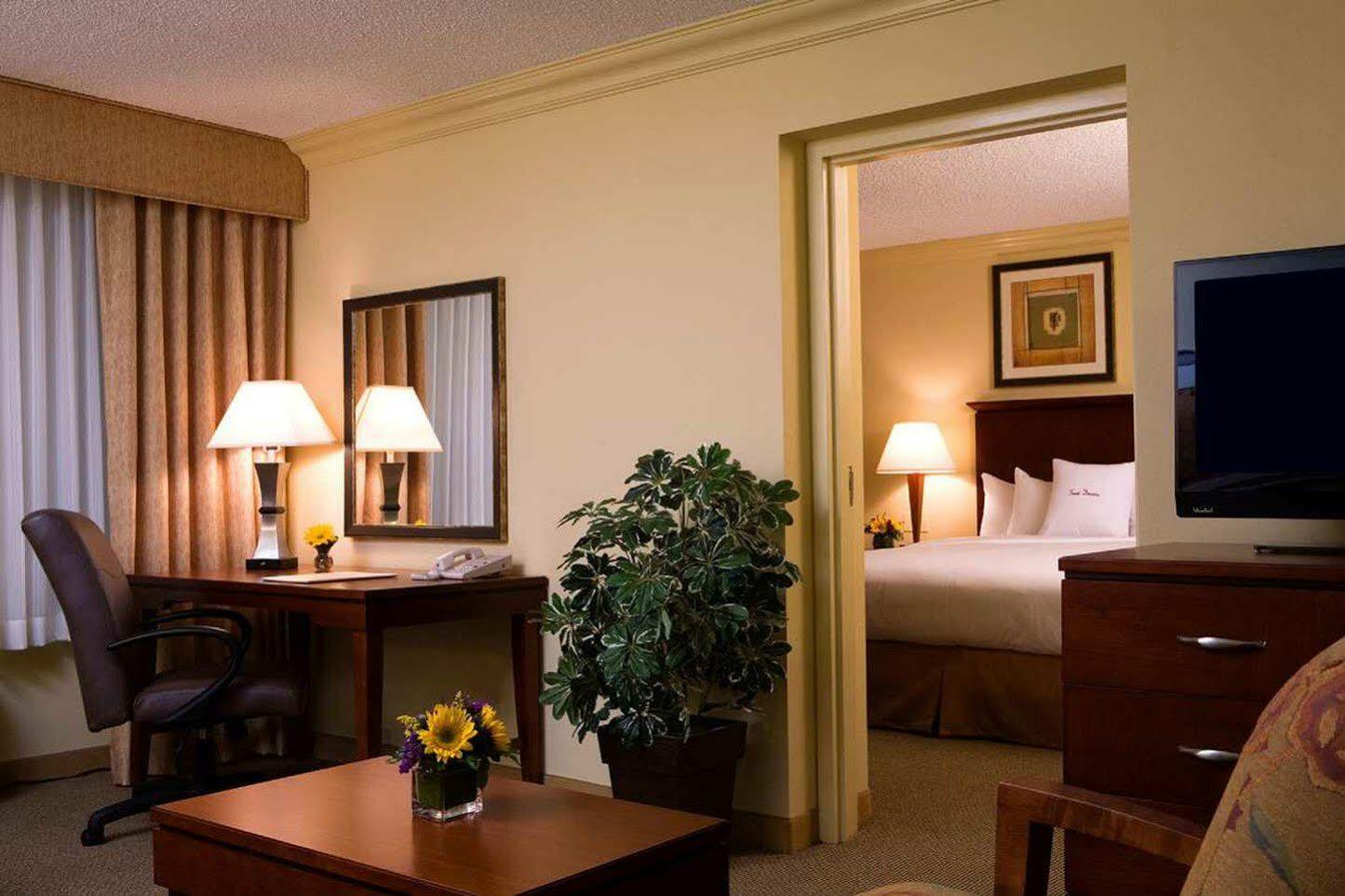 Doubletree By Hilton Princeton Exterior photo