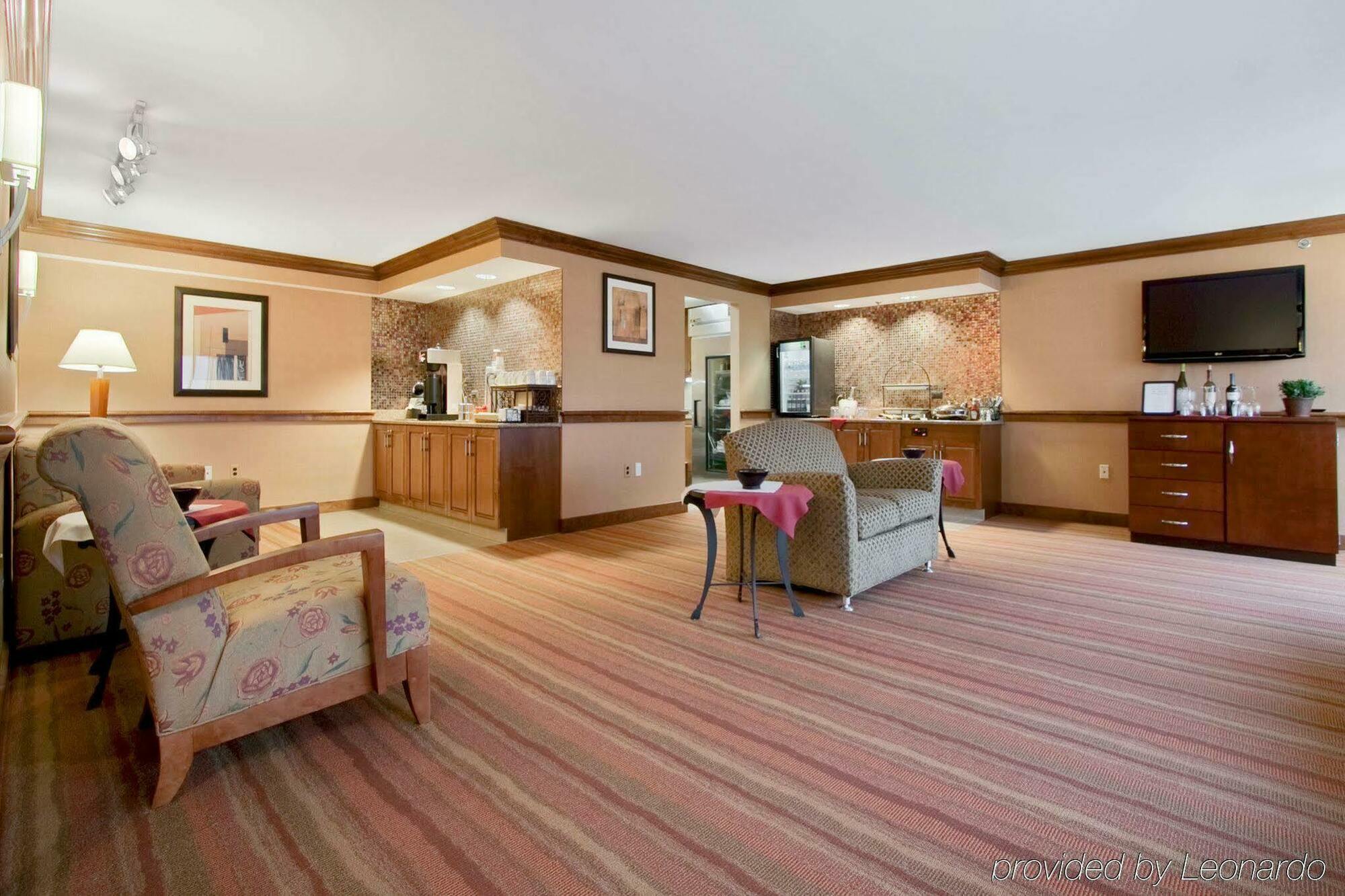 Doubletree By Hilton Princeton Interior photo